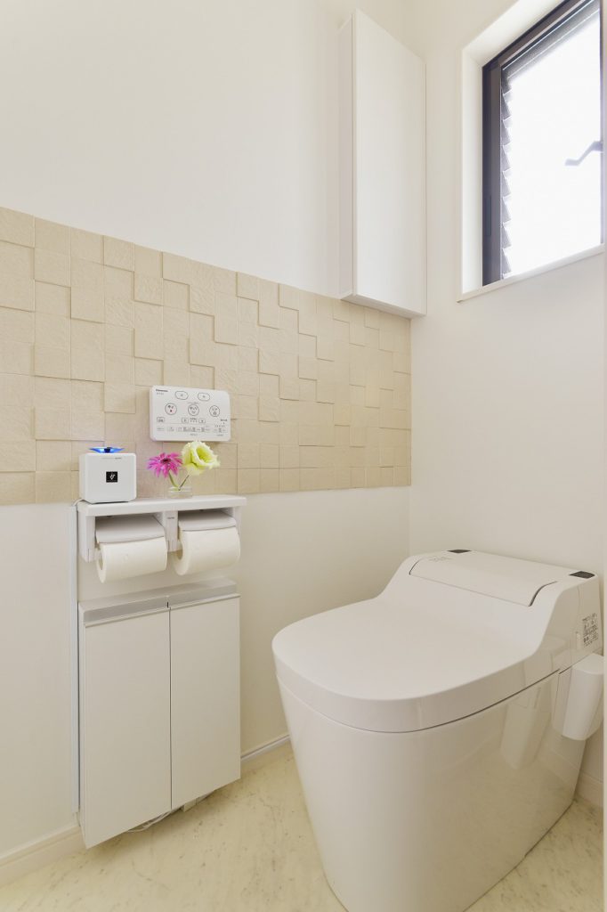 壁紙一つでトイレをおしゃれに リフォームプライスのリフォームメニュー 壁紙一つでトイレをおしゃれに リフォームプライスのリフォームメニュー