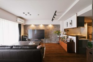 築18年マンションリノベ | マンションで実現！広々玄関 ～I’m home～