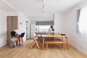 築33年二世帯リノベ | ひとつ屋根の下、4世代で快適に暮らせるように