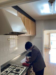 元々は壁付のシンプルなI型のキッチン