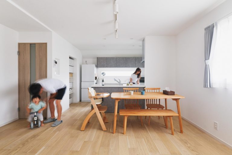 築33年二世帯リノベ | ひとつ屋根の下、4世代で快適に暮らせるように