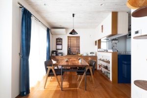 築24年戸建てリノベ | 間取りはそのまま。素材を上手に使い分けて実現した「理想の住まい」