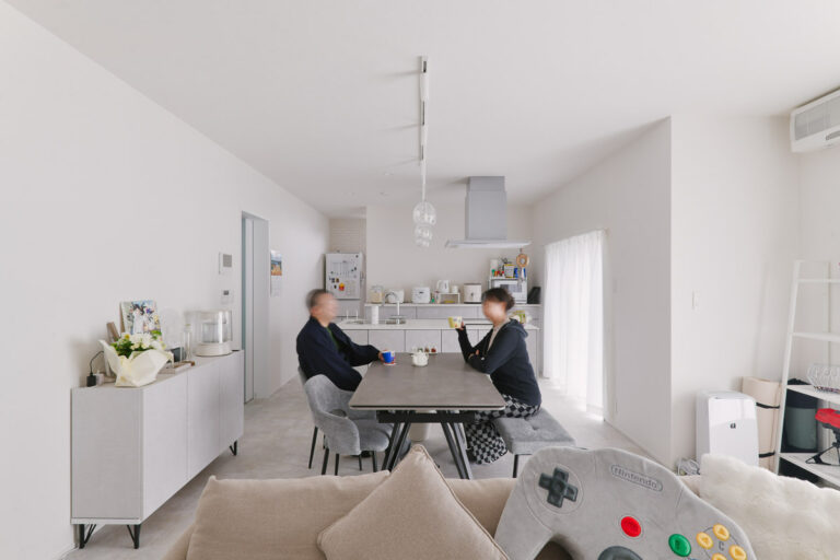 築51年戸建てリノベ | 仕事空間とプライベートを分離。夫婦の趣味を詰め込んだ快適な大空間